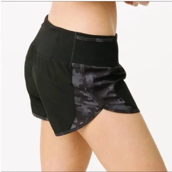 Zyia Active Black Camo 5 Star Running Workout Shorts M - Picture 3 of 12